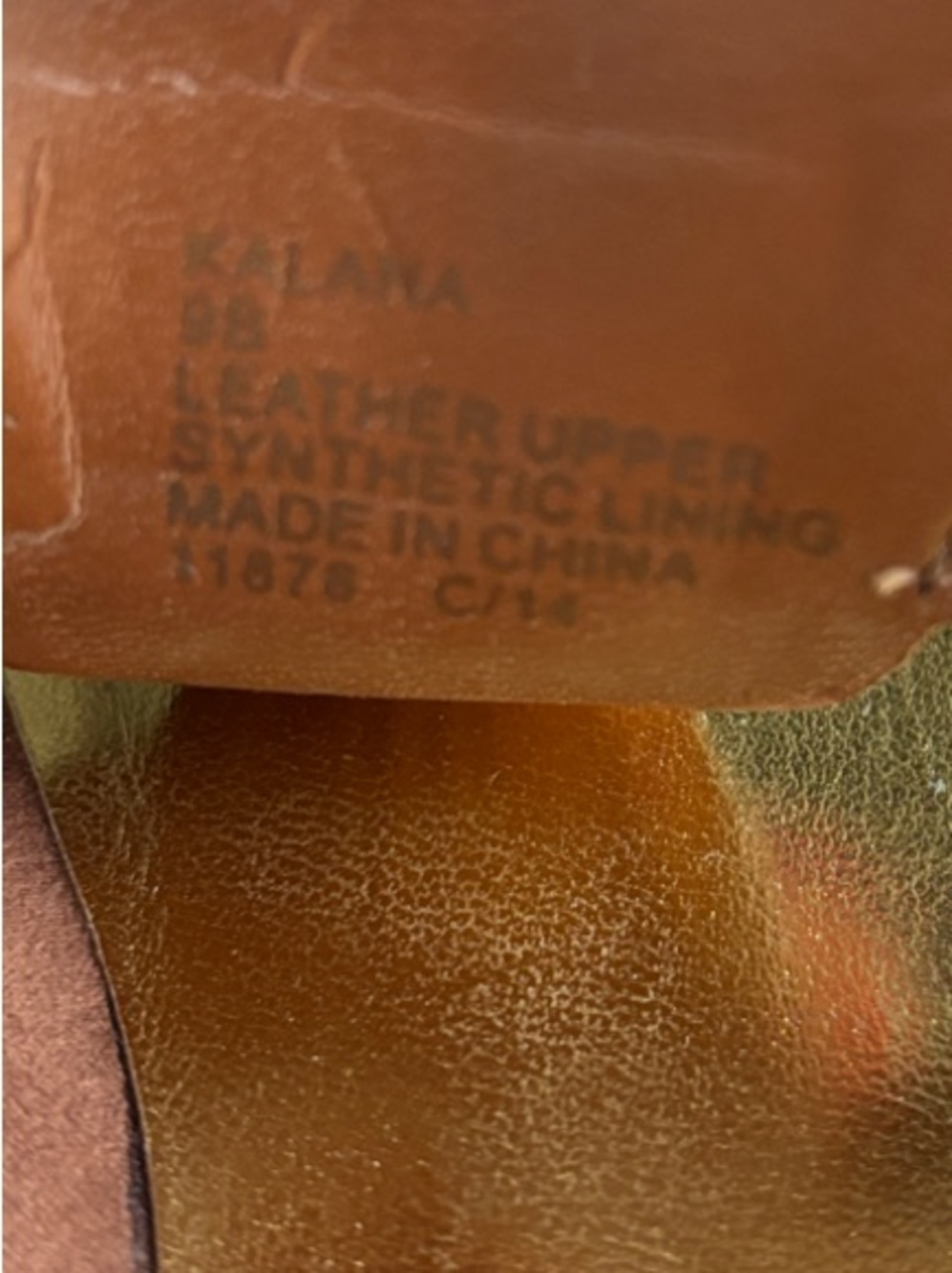 RALPH LAUREN Brown Leather Logo Thong Sandals with Gold Accents - Picture 4 of 9
